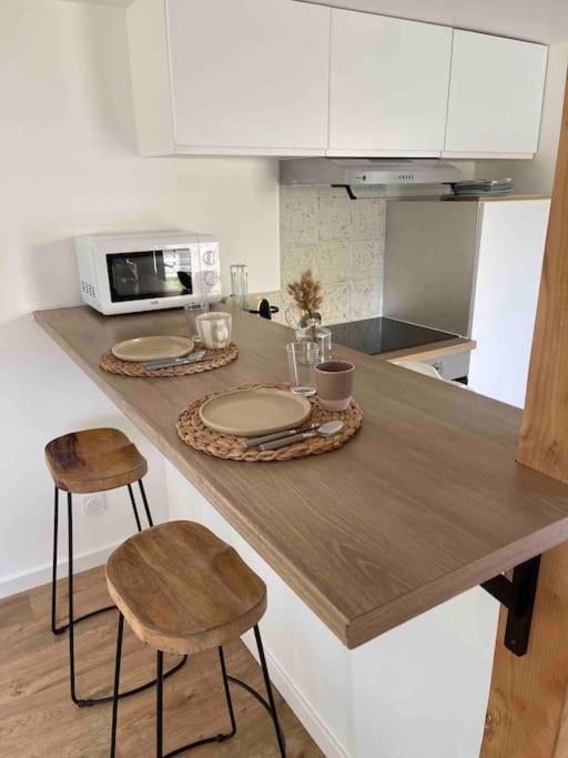 Maisonnette Avec Jardin A Ares Villa Екстериор снимка
